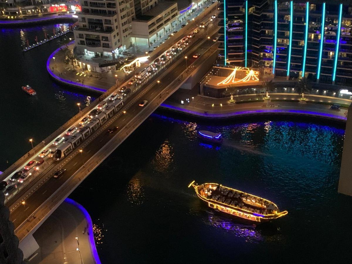 5 Star Serviced Apartment With Beach Access In The Heart Of Dubai Marina Free Welcome Gift Box Upon Arrival Exterior foto